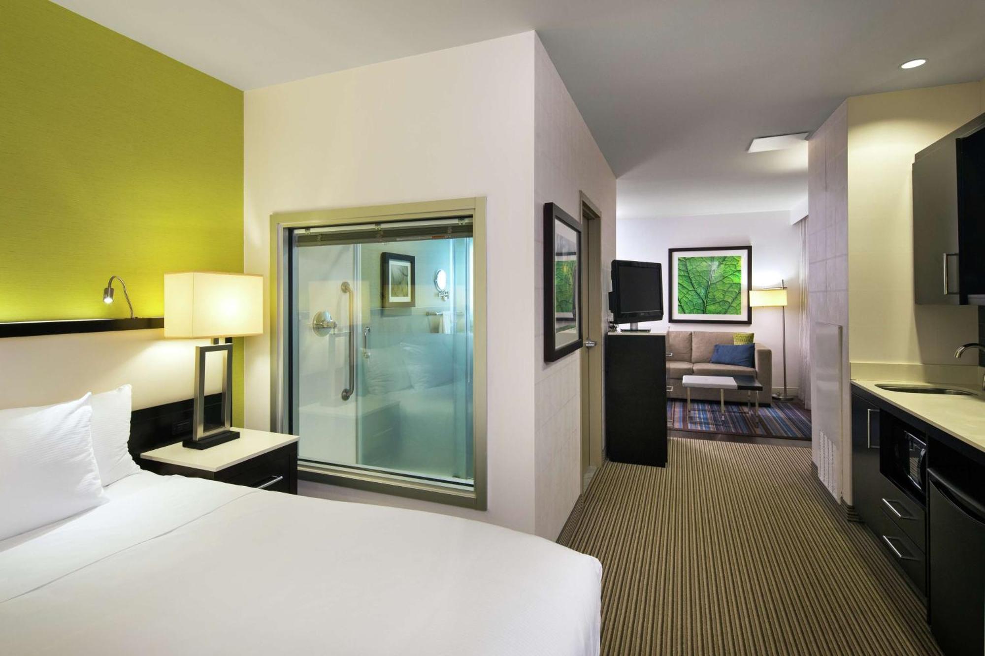The Hollis Halifax - A Doubletree Suites By Hilton Exterior photo